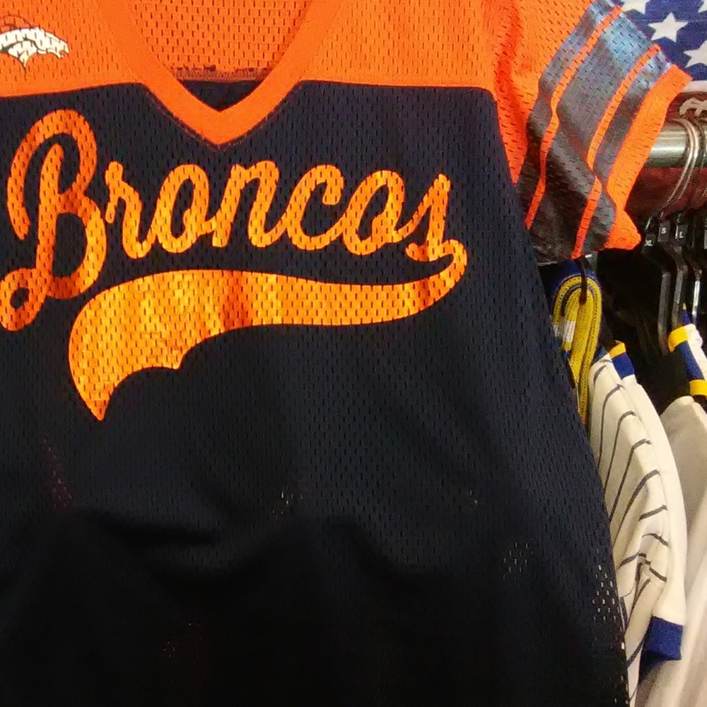 New Denver broncos womans ladies jersey top